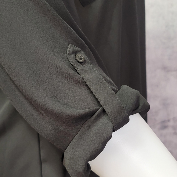 Black button up Shirt - Picture 5 of 5